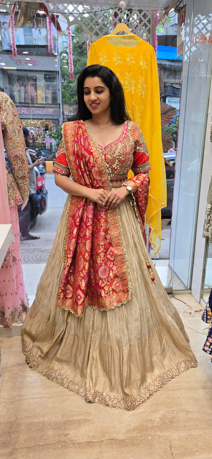Regal Radiance Banarasi Lehenga Set